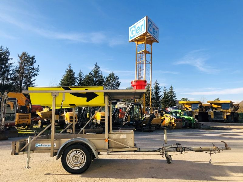 Diverses Bucharts RMS2000 (3029) - Equipo de construcción, Remolque: foto 1 Diverses Bucharts RMS2000 (3029) - Equipo de construcción, Remolque: foto 1