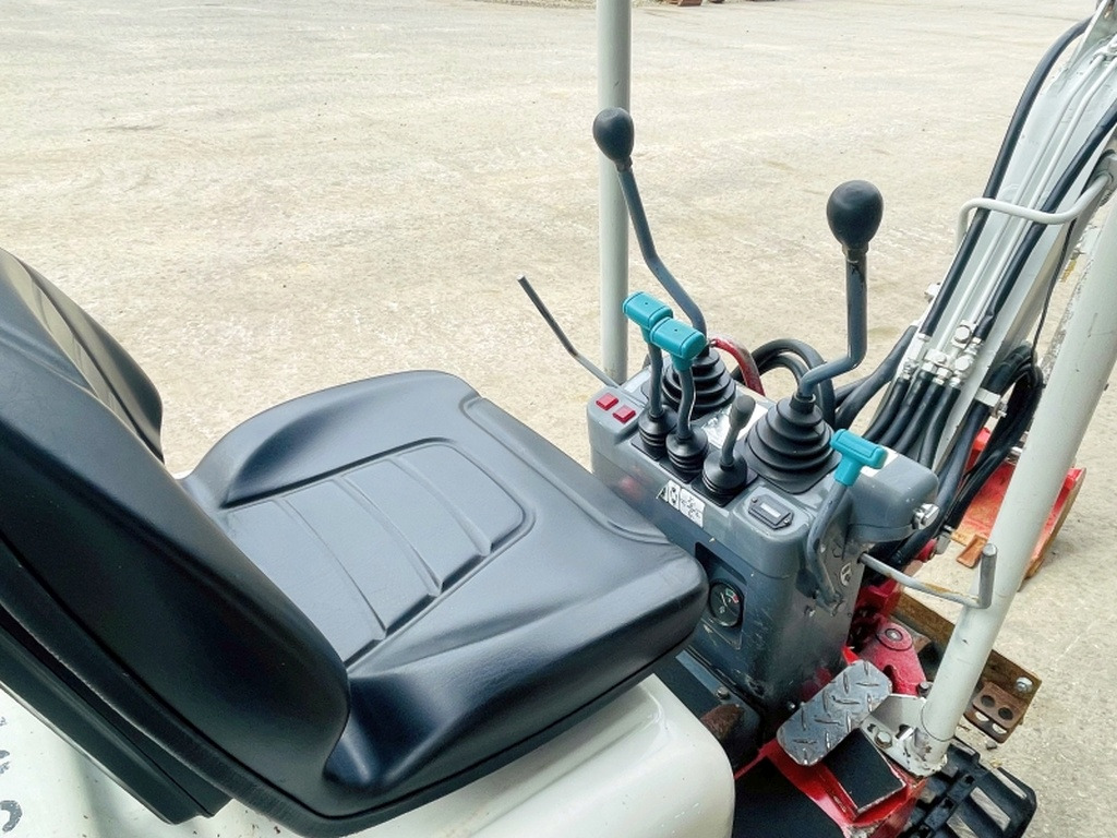 Takeuchi TB108 (3983) - Miniexcavadora: foto 5 Takeuchi TB108 (3983) - Miniexcavadora: foto 5