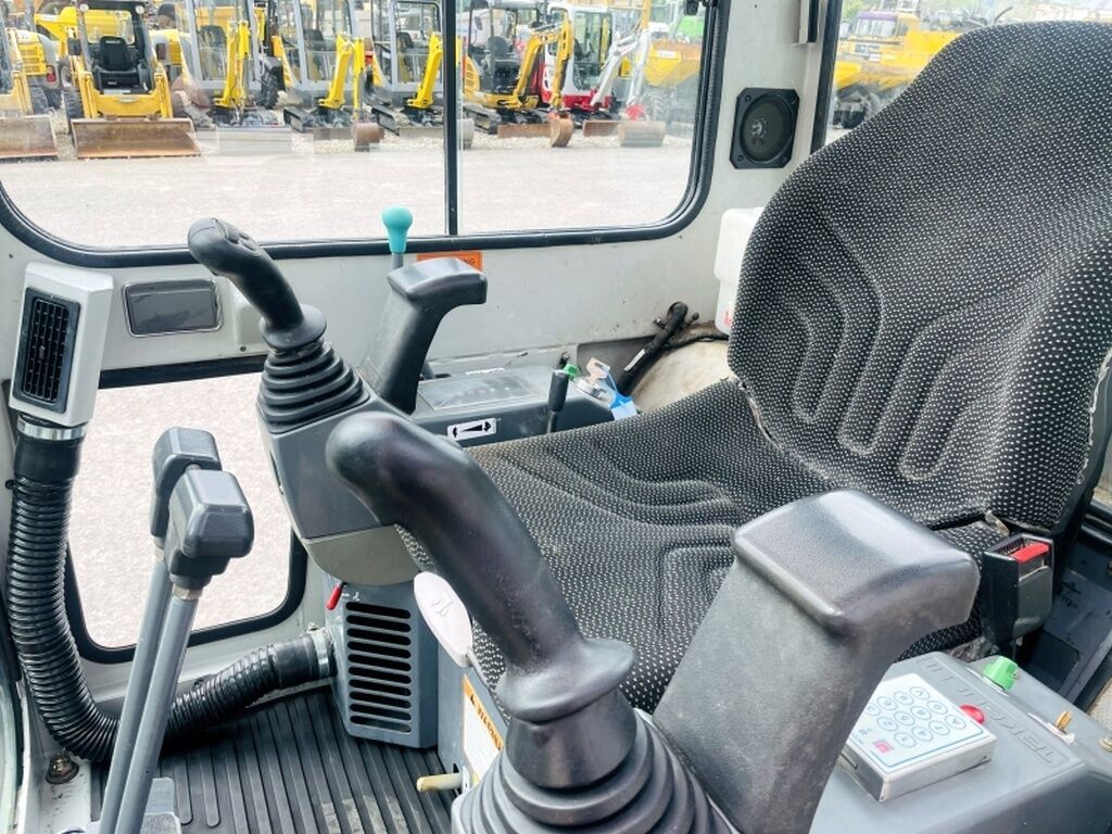 Takeuchi TB219 (4127) - Miniexcavadora: foto 5 Takeuchi TB219 (4127) - Miniexcavadora: foto 5