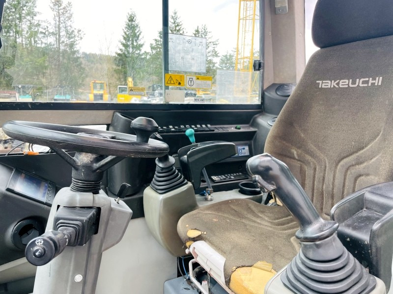 Takeuchi TB295W (3724) - Excavadora de ruedas: foto 5 Takeuchi TB295W (3724) - Excavadora de ruedas: foto 5