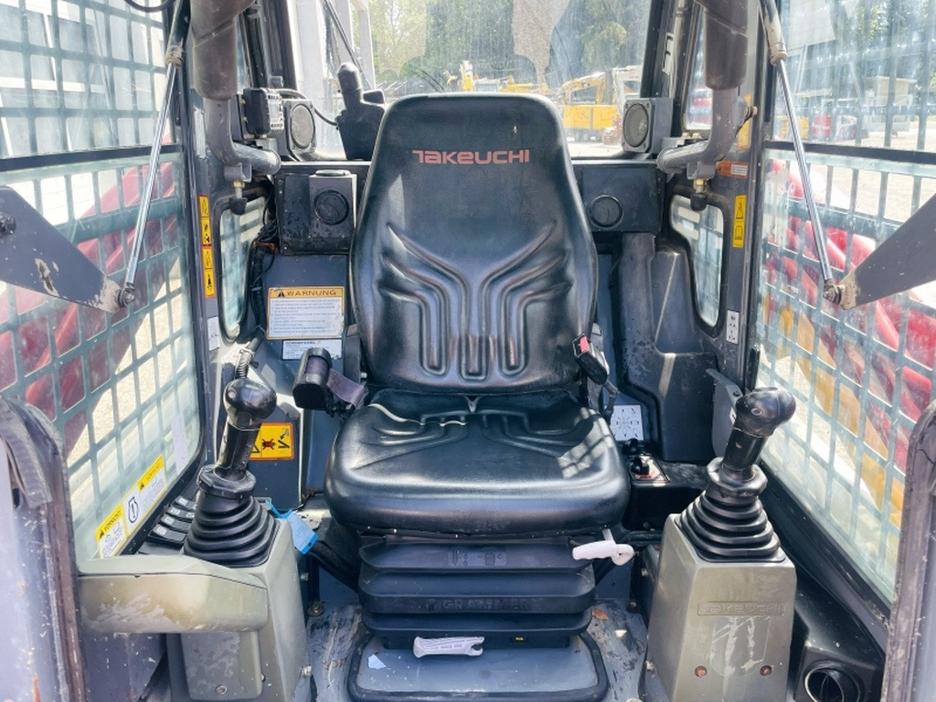 Takeuchi TL8 (4031) - Minicargadora de cadenas: foto 5 Takeuchi TL8 (4031) - Minicargadora de cadenas: foto 5