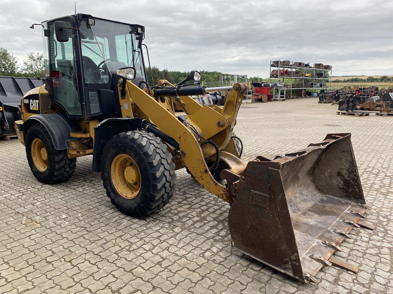 Caterpillar 908 H2 - Cargadora articulada: foto 5 Caterpillar 908 H2 - Cargadora articulada: foto 5
