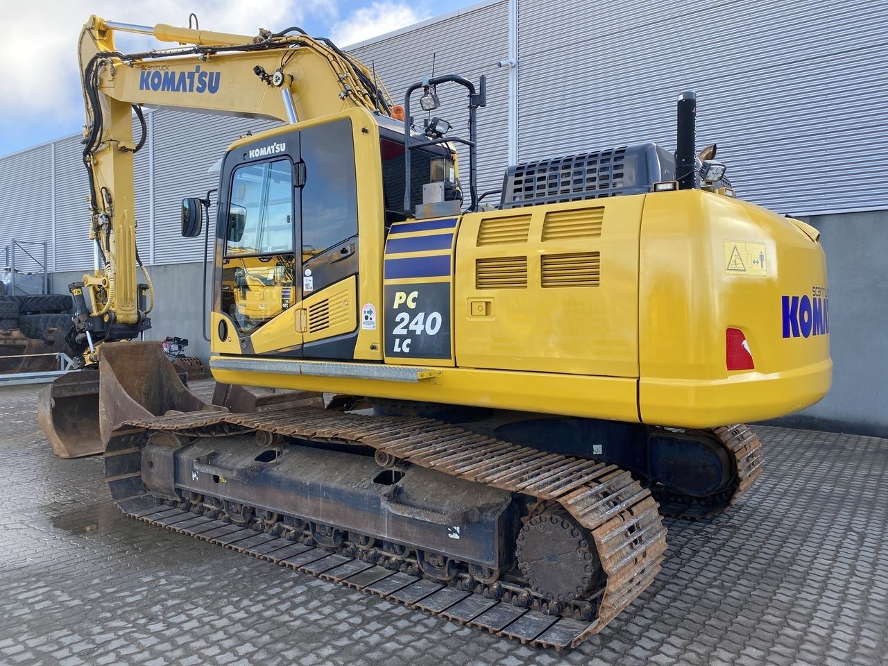 Komatsu PC240LC-11 - Excavadora de cadenas: foto 2 Komatsu PC240LC-11 - Excavadora de cadenas: foto 2