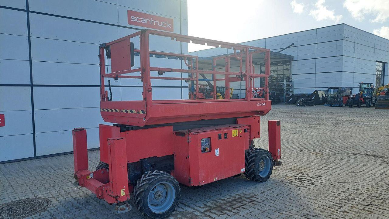 Manitou 120SC - Plataforma de tijeras: foto 1 Manitou 120SC - Plataforma de tijeras: foto 1