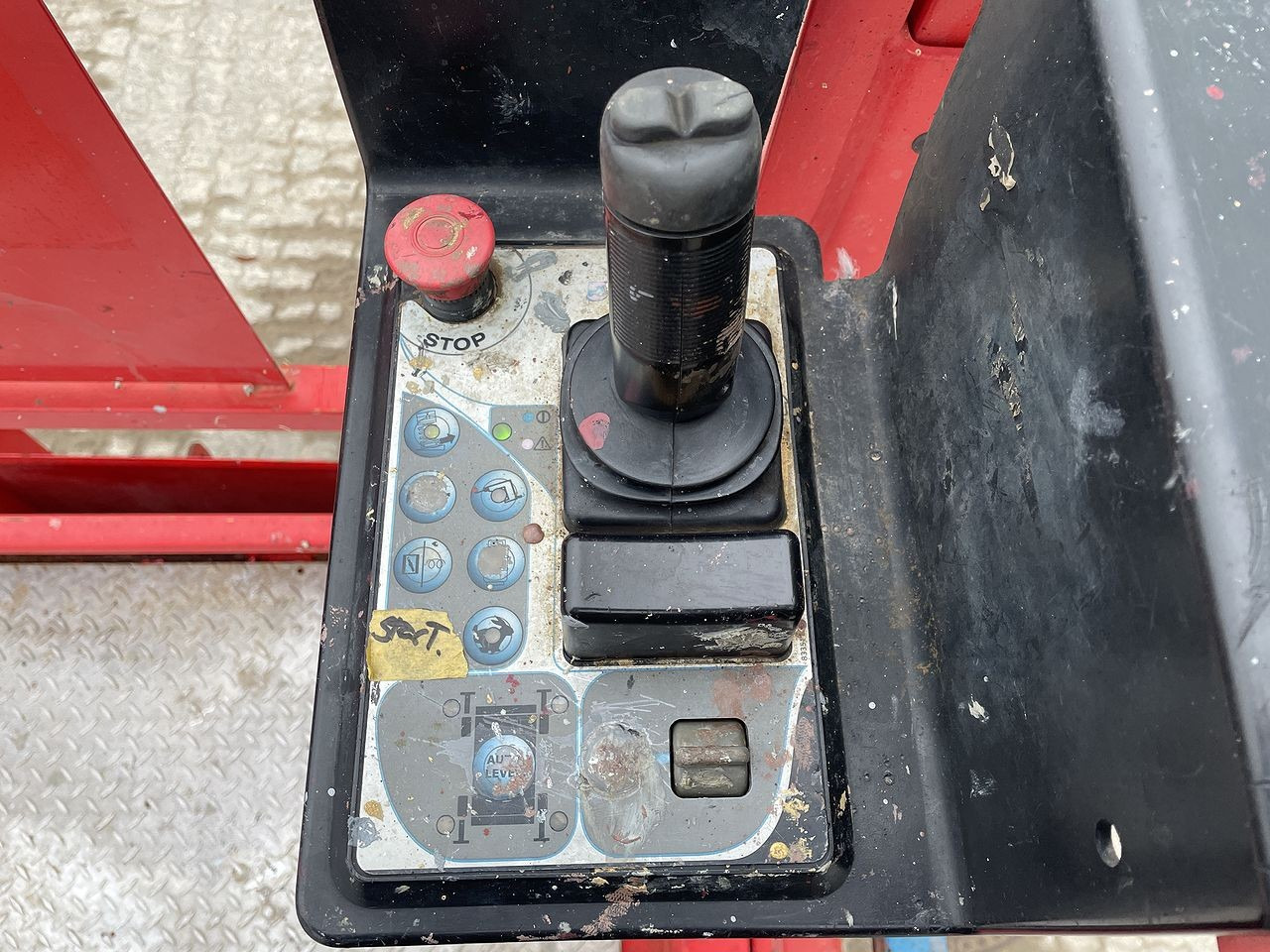 Manitou 120SC - Plataforma de tijeras: foto 3 Manitou 120SC - Plataforma de tijeras: foto 3