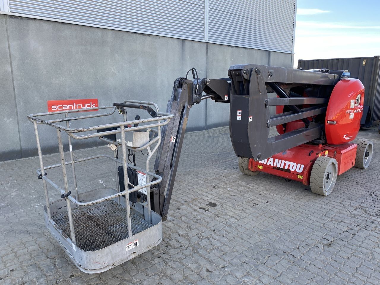 Manitou 150AETJ-Compact 3D - Plataforma articulada: foto 1 Manitou 150AETJ-Compact 3D - Plataforma articulada: foto 1