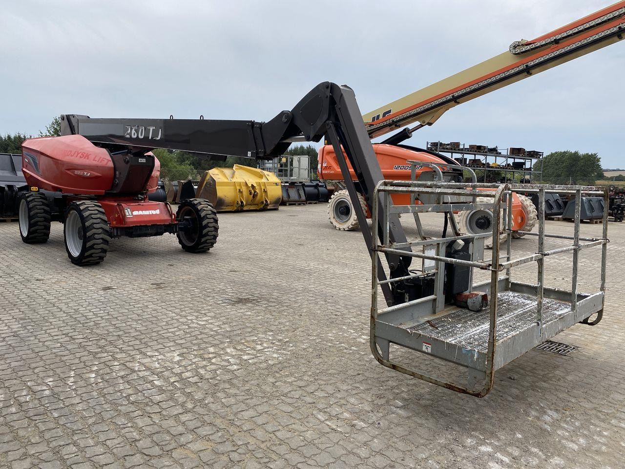 Manitou 260TJ - Plataforma telescopica: foto 5 Manitou 260TJ - Plataforma telescopica: foto 5