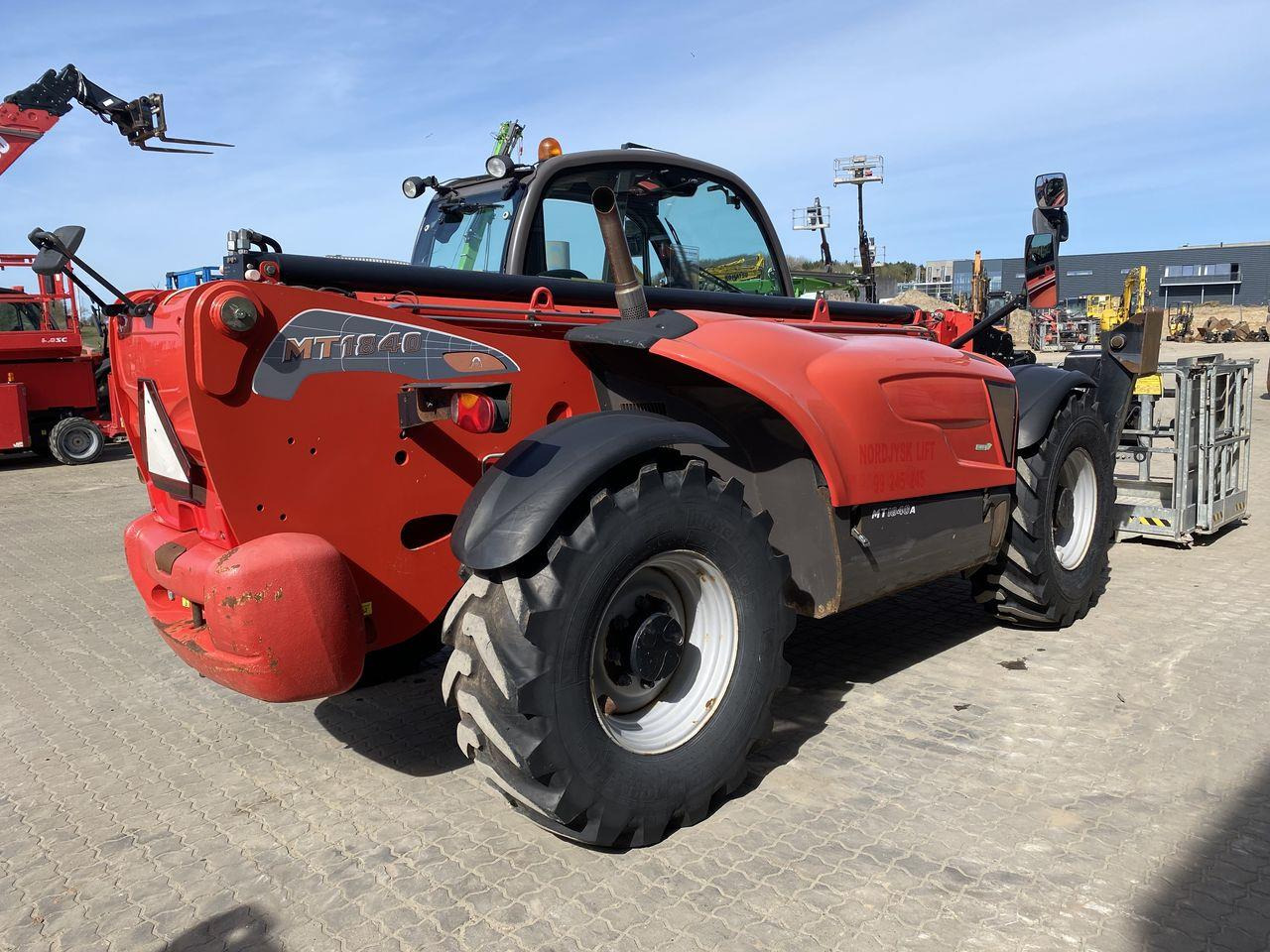 Manitou MT1840A ST3B - Manipulador telescópico: foto 4 Manitou MT1840A ST3B - Manipulador telescópico: foto 4