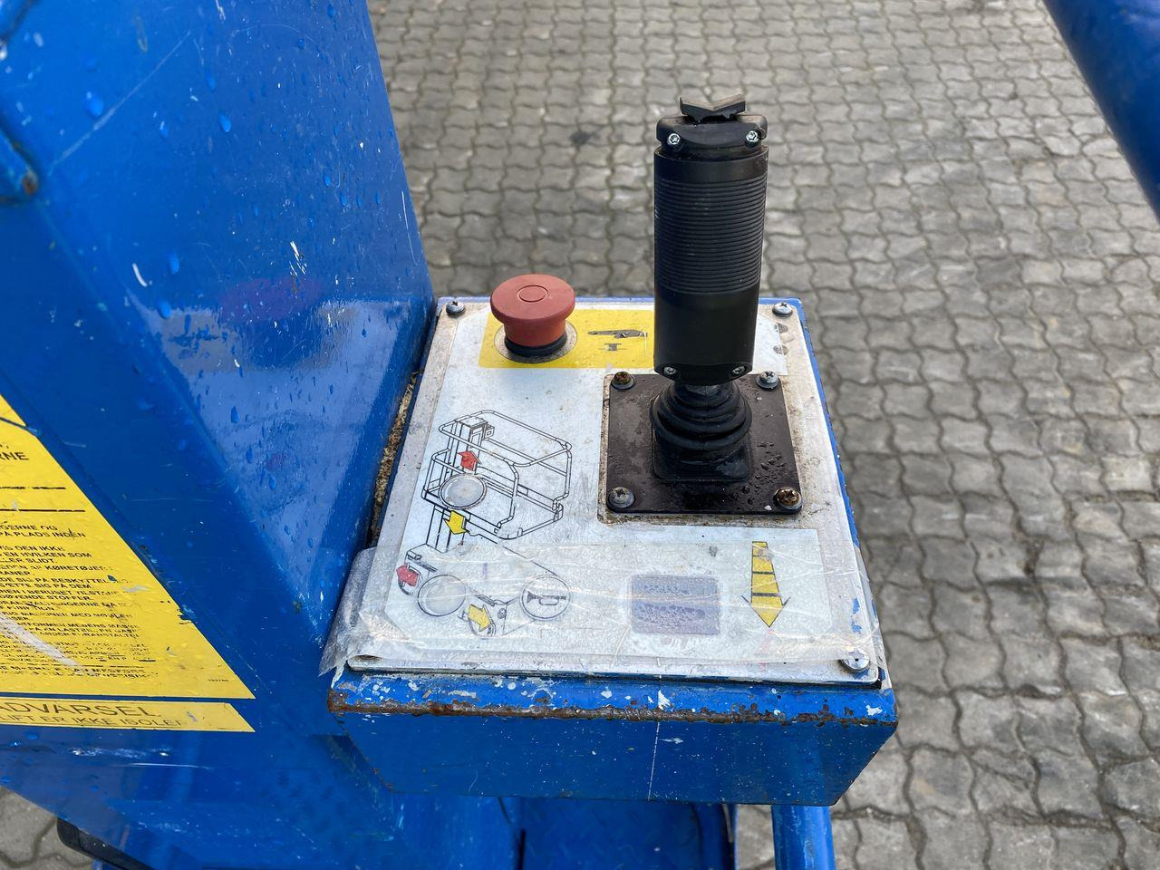 Snorkel TM12 - Plataforma de mástil vertical: foto 3 Snorkel TM12 - Plataforma de mástil vertical: foto 3