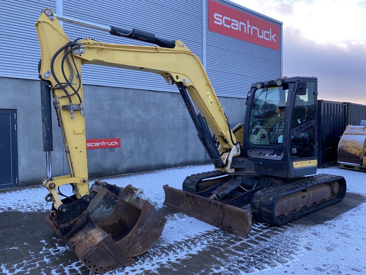Yanmar VIO80-1A - Miniexcavadora: foto 1 Yanmar VIO80-1A - Miniexcavadora: foto 1