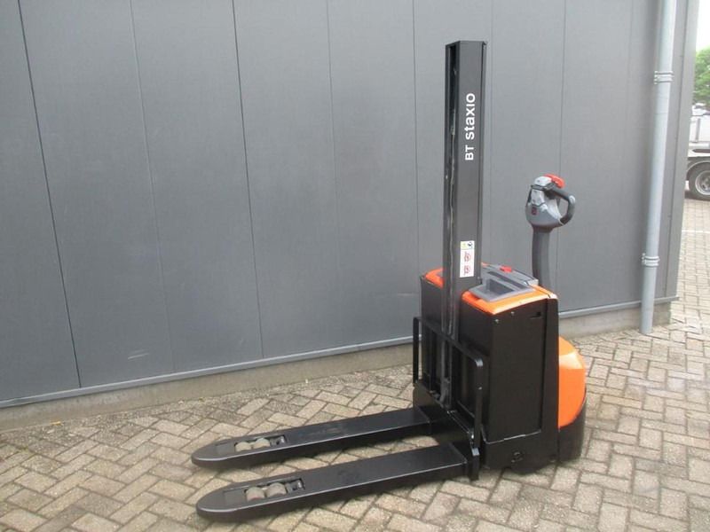 BT SWE 080L - Apilador: foto 2 BT SWE 080L - Apilador: foto 2