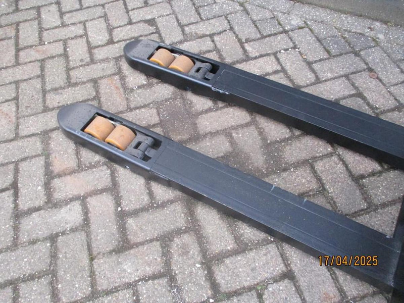 Apilador BT SWE 080L: foto 6