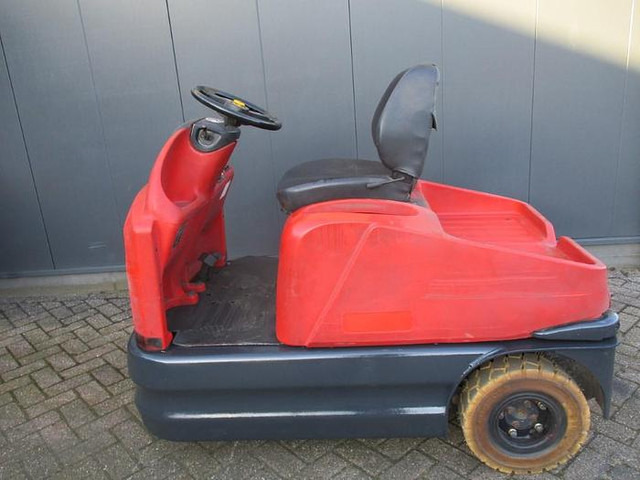 Linde P60 - Remolcadora: foto 1 Linde P60 - Remolcadora: foto 1