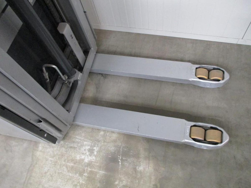 Still EXV16 - Transpaleta: foto 4 Still EXV16 - Transpaleta: foto 4