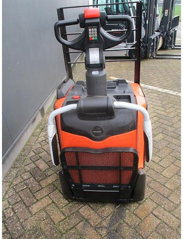 Toyota LPE 250 - Transpaleta: foto 4 Toyota LPE 250 - Transpaleta: foto 4