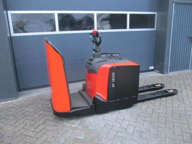 Toyota LPE 250 - Transpaleta: foto 2 Toyota LPE 250 - Transpaleta: foto 2