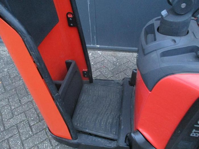 Toyota LPE 250 - Transpaleta: foto 4 Toyota LPE 250 - Transpaleta: foto 4