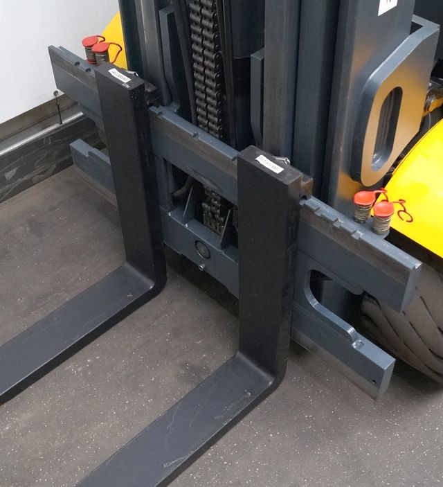 Jungheinrich EFG550 - Carretilla elevadora eléctrica: foto 3 Jungheinrich EFG550 - Carretilla elevadora eléctrica: foto 3