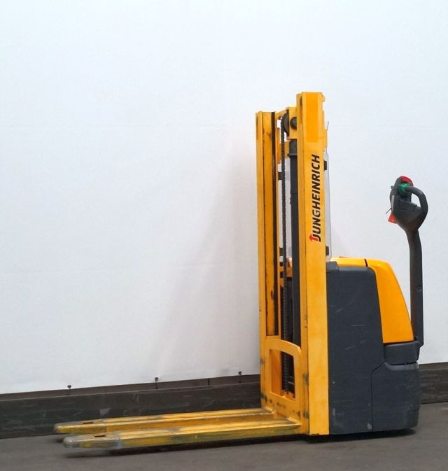 Jungheinrich EJC110 - Apilador: foto 1 Jungheinrich EJC110 - Apilador: foto 1