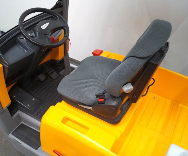 Jungheinrich EZS570 - Remolcadora: foto 5 Jungheinrich EZS570 - Remolcadora: foto 5