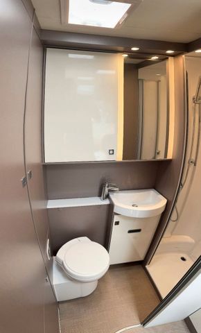 Autocaravana perfilada Bürstner Lyseo Harmony TD 594 HL: foto 19 Autocaravana perfilada Bürstner Lyseo Harmony TD 594 HL: foto 19