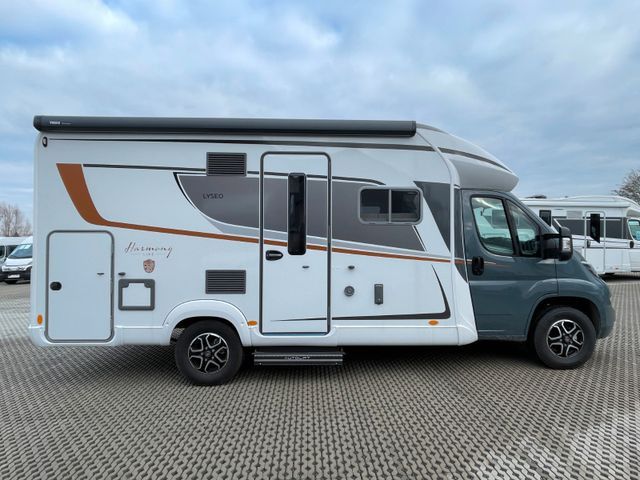 Bürstner Lyseo TD 684 *ROLLSTUHLGERECHT mit Lift - Autocaravana perfilada: foto 3 Bürstner Lyseo TD 684 *ROLLSTUHLGERECHT mit Lift - Autocaravana perfilada: foto 3