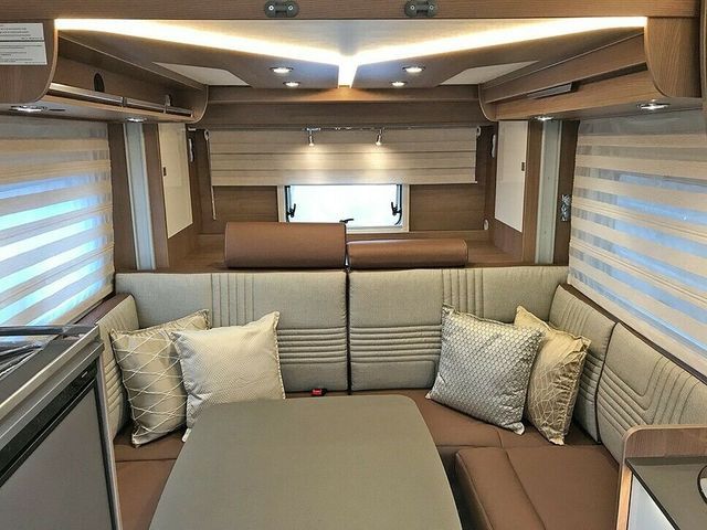 Bürstner Lyseo TD644 Heckrundsitzgruppe Markise,Solar uvm - Autocaravana perfilada: foto 1 Bürstner Lyseo TD644 Heckrundsitzgruppe Markise,Solar uvm - Autocaravana perfilada: foto 1