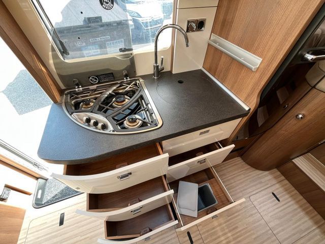 Leasing financiero de Carthago C-tourer T 143 LE*ALKO*SAT*Wechselrichter*Solar leasing Carthago C-tourer T 143 LE*ALKO*SAT*Wechselrichter*Solar: foto 16 Leasing financiero de Carthago C-tourer T 143 LE*ALKO*SAT*Wechselrichter*Solar leasing Carthago C-tourer T 143 LE*ALKO*SAT*Wechselrichter*Solar: foto 16