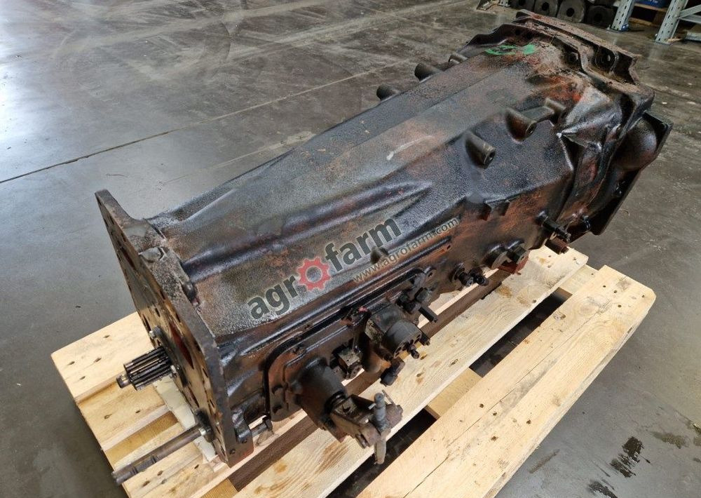 Skrzynia biegów Speedshift Massey Ferguson 6180 - Caja de cambios: foto 3 Skrzynia biegów Speedshift Massey Ferguson 6180 - Caja de cambios: foto 3