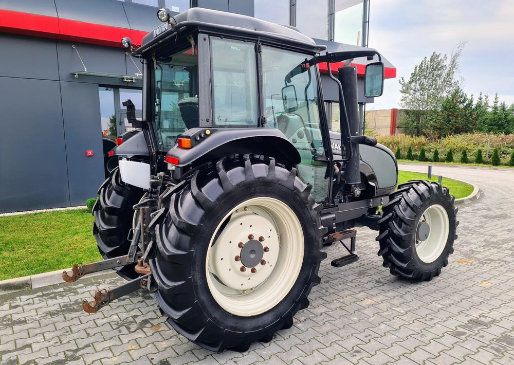 Valtra A93 - Tractor: foto 4 Valtra A93 - Tractor: foto 4