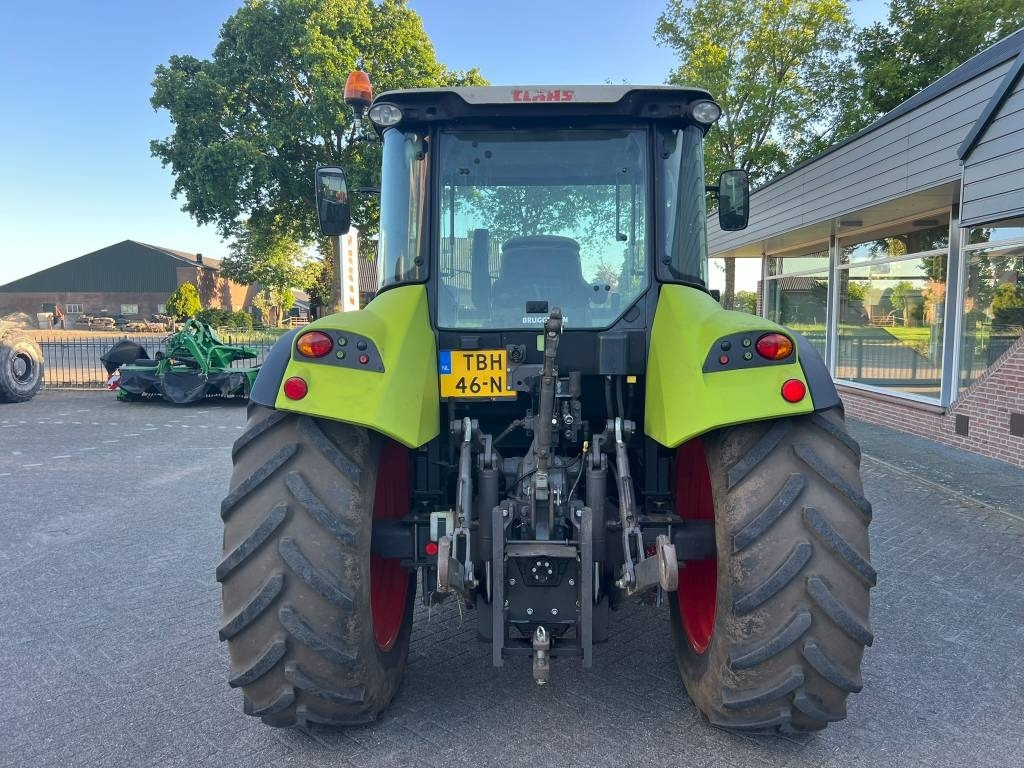 Claas Arion 410 - Tractor: foto 4 Claas Arion 410 - Tractor: foto 4