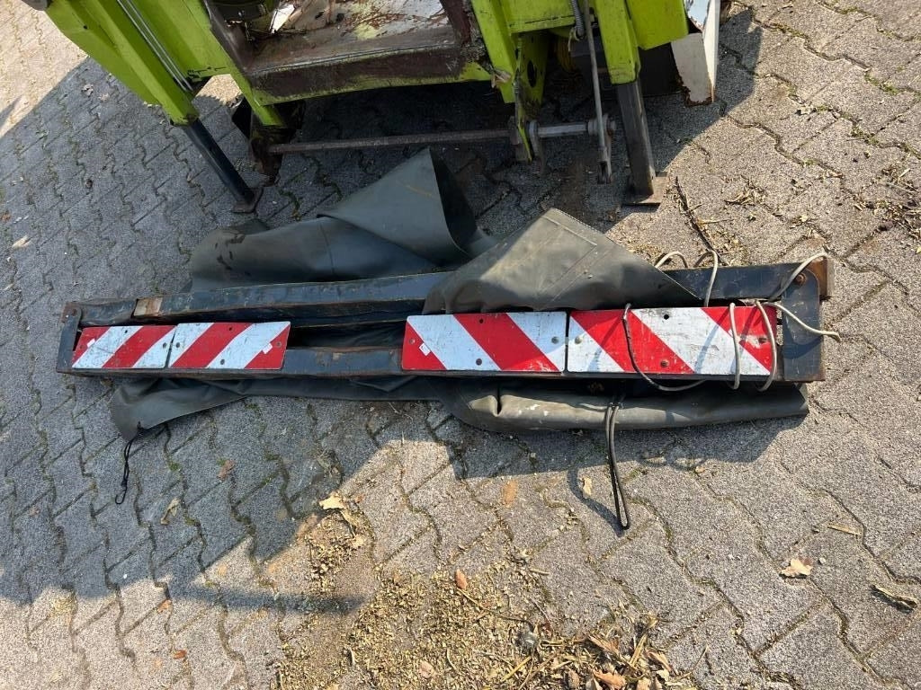 Cosechadora de forraje Claas RU 450: foto 12