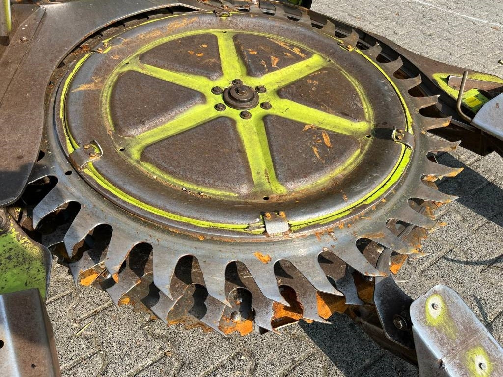 Cosechadora de forraje Claas RU 450: foto 10