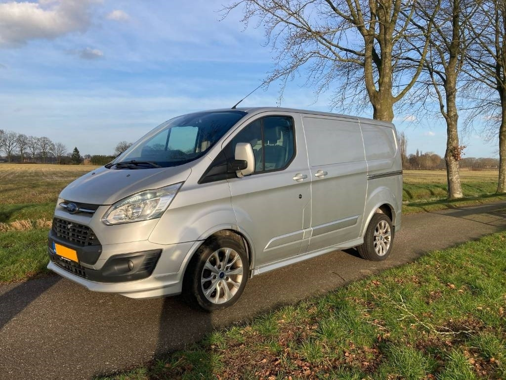Ford Transit - Furgón: foto 1 Ford Transit - Furgón: foto 1