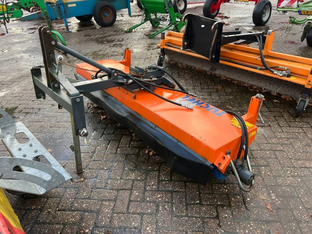 Tuchel EKM 230 HD veegmachine - Barredora cucharón: foto 1 Tuchel EKM 230 HD veegmachine - Barredora cucharón: foto 1