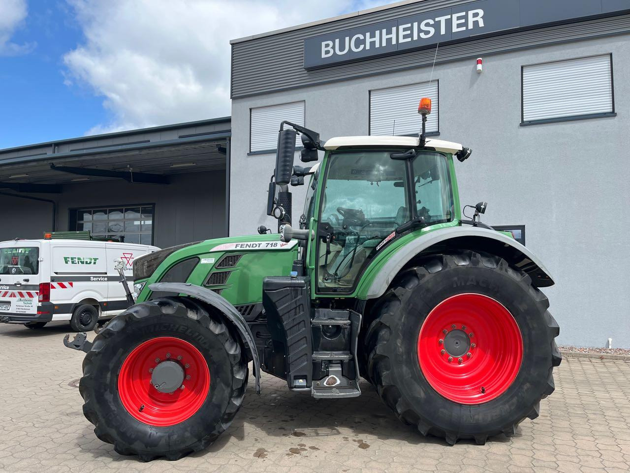 Fendt 718 Vario SCR - Tractor: foto 2 Fendt 718 Vario SCR - Tractor: foto 2