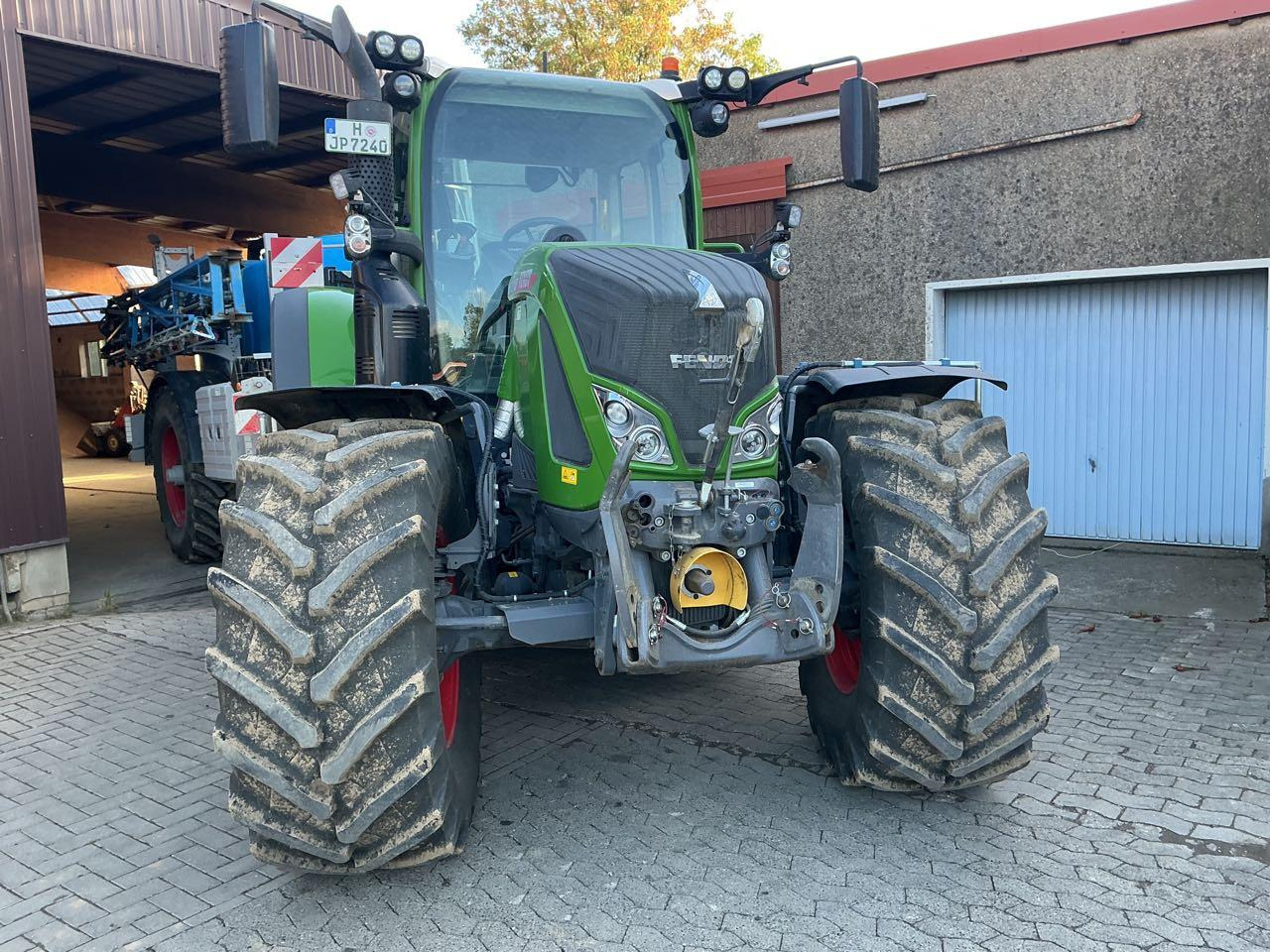 Fendt 724 Gen. 6 Profi Plus - Tractor: foto 2 Fendt 724 Gen. 6 Profi Plus - Tractor: foto 2