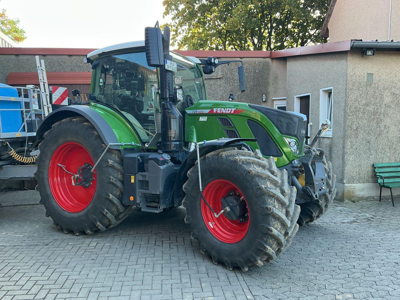 Fendt 724 Gen. 6 Profi Plus - Tractor: foto 5 Fendt 724 Gen. 6 Profi Plus - Tractor: foto 5