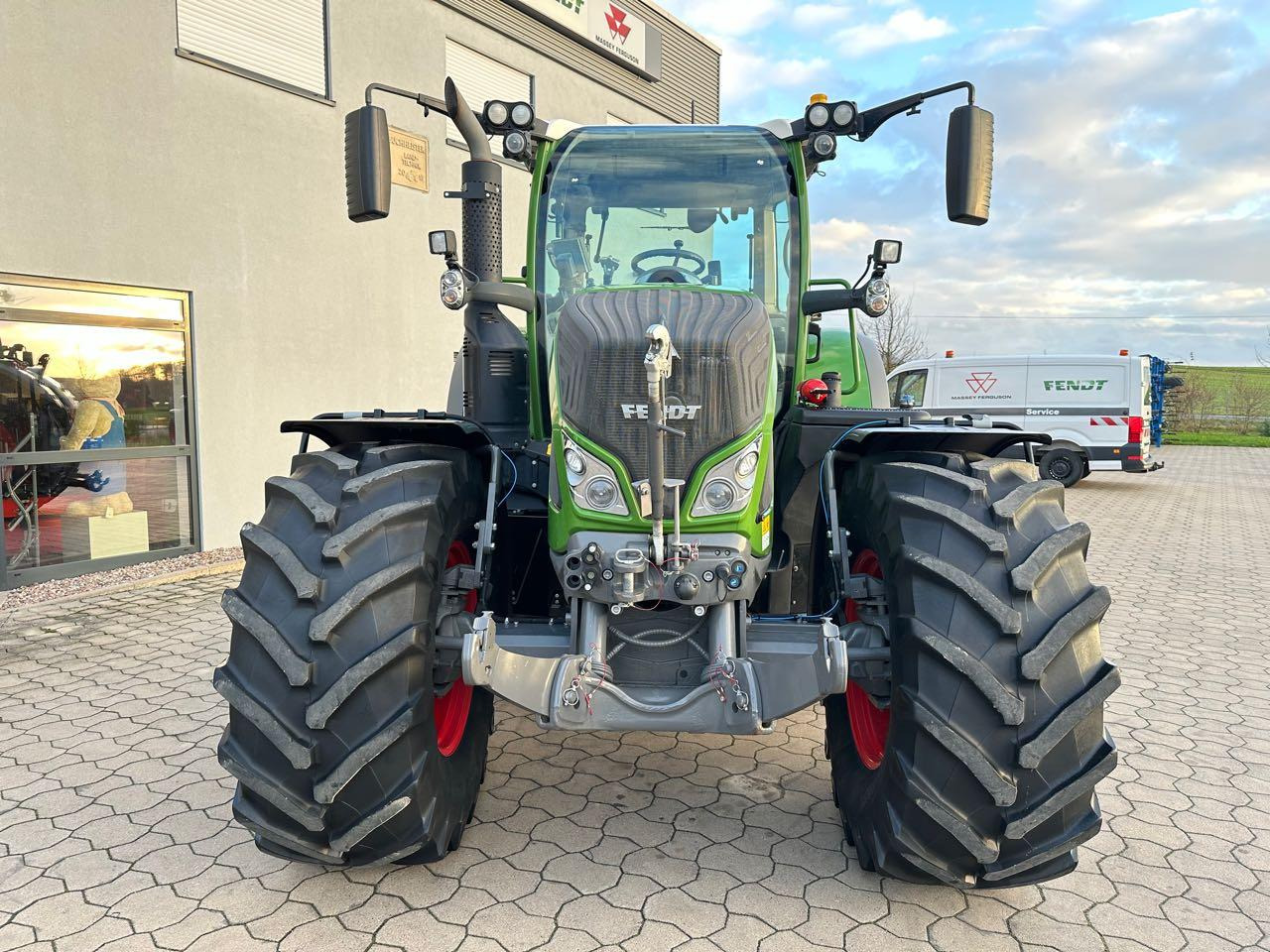 Fendt 724 Vario S4ProfiPlus - Tractor: foto 2 Fendt 724 Vario S4ProfiPlus - Tractor: foto 2