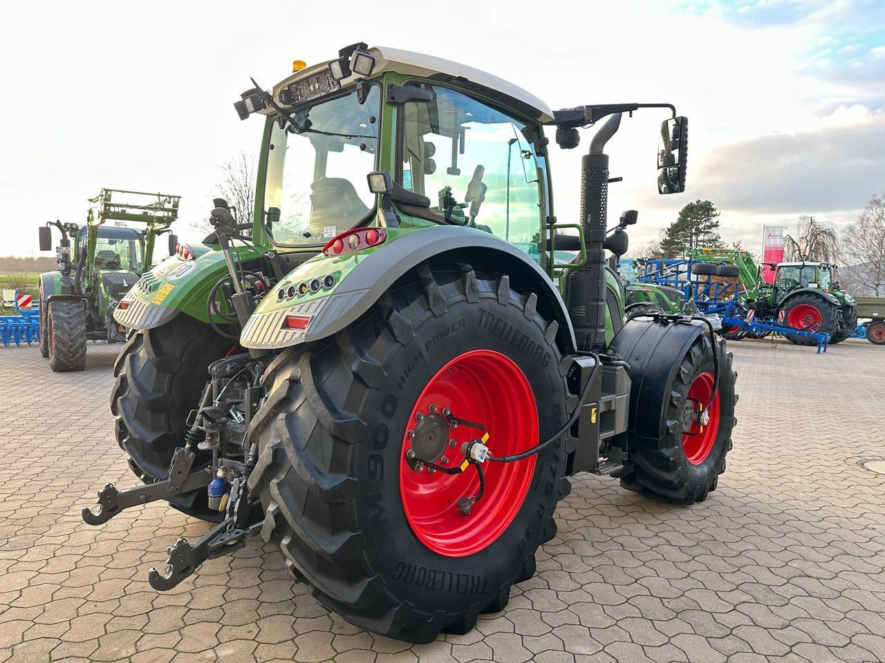 Fendt 724 Vario S4ProfiPlus - Tractor: foto 5 Fendt 724 Vario S4ProfiPlus - Tractor: foto 5