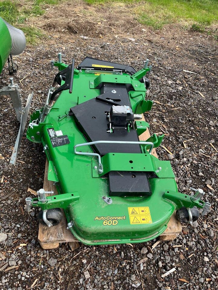 John Deere Mähwerk 60 D Autoconnect - Cortacésped: foto 1 John Deere Mähwerk 60 D Autoconnect - Cortacésped: foto 1