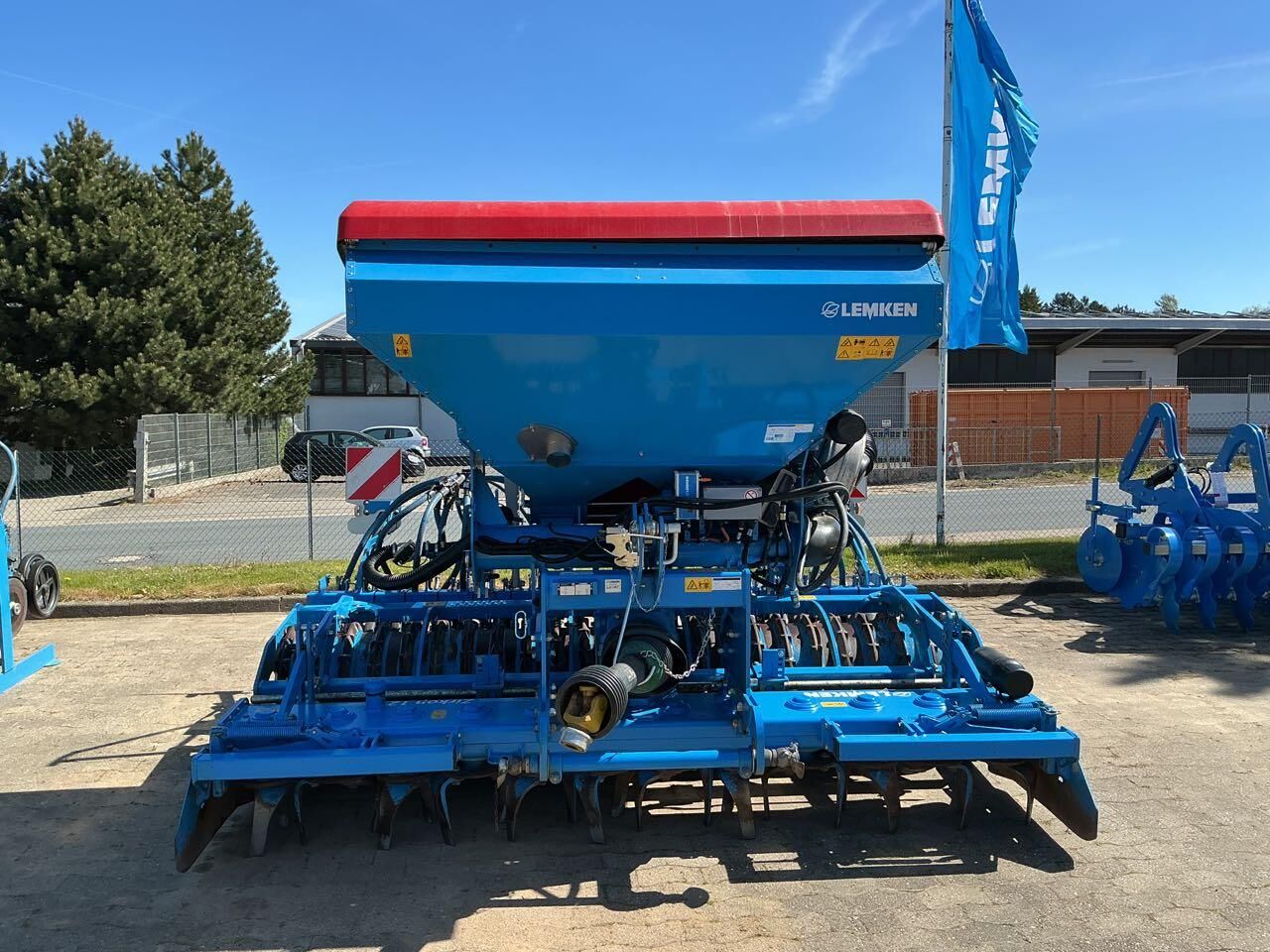 Lemken Zirkon 12/300, Solitair 9+ - Combinado de siembra: foto 2 Lemken Zirkon 12/300, Solitair 9+ - Combinado de siembra: foto 2