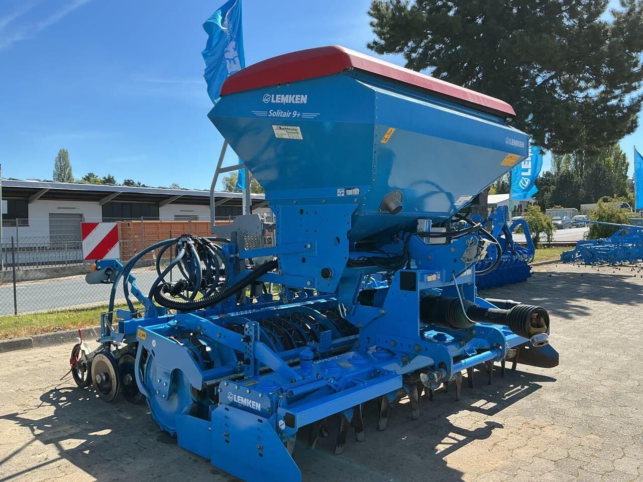 Lemken Zirkon 12/300, Solitair 9+ - Combinado de siembra: foto 3 Lemken Zirkon 12/300, Solitair 9+ - Combinado de siembra: foto 3
