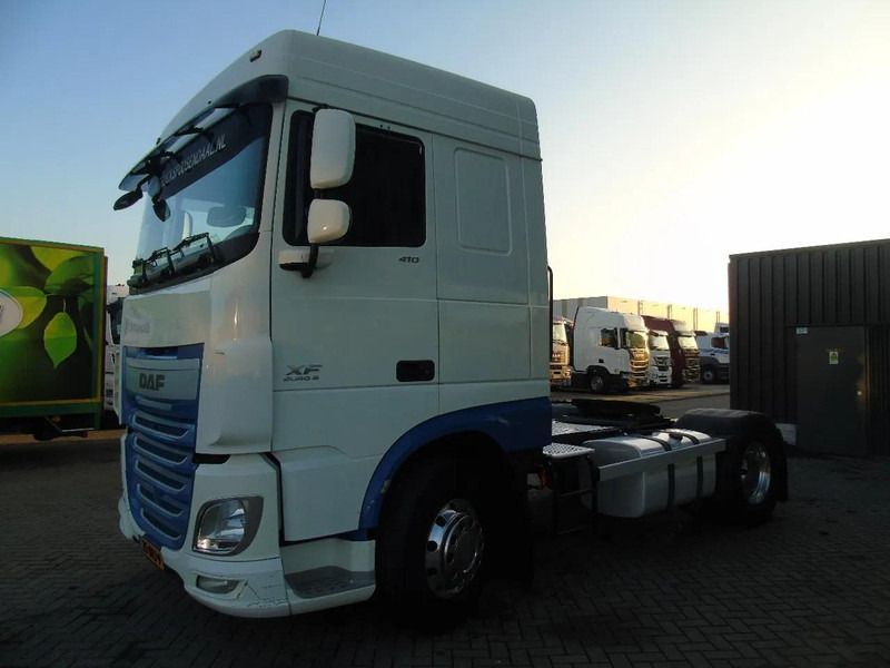 DAF XF 410 + EURO 6 - Cabeza tractora: foto 2 DAF XF 410 + EURO 6 - Cabeza tractora: foto 2