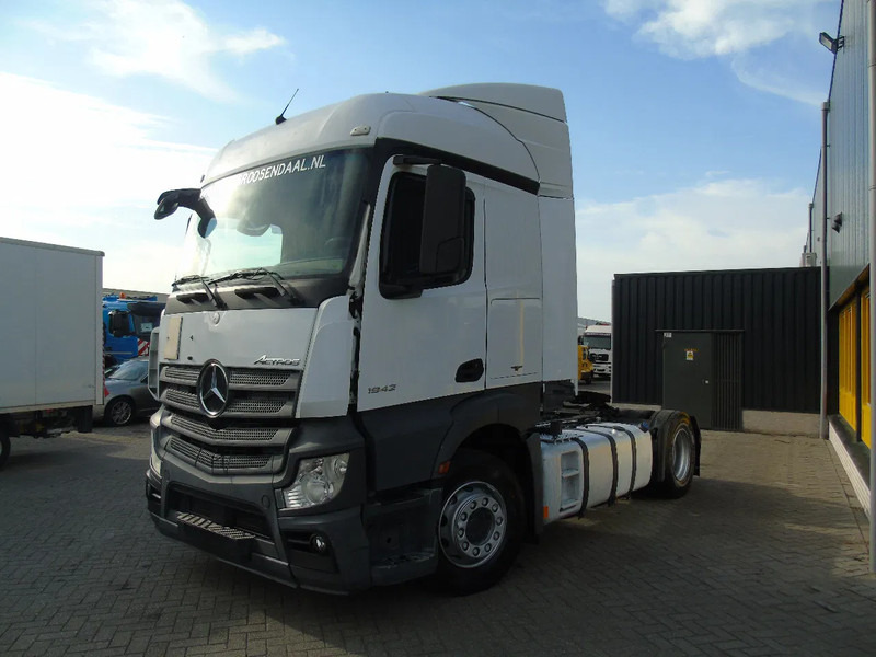 Mercedes-Benz Actros 1842 + euro 5 + spoiler - Cabeza tractora: foto 2 Mercedes-Benz Actros 1842 + euro 5 + spoiler - Cabeza tractora: foto 2