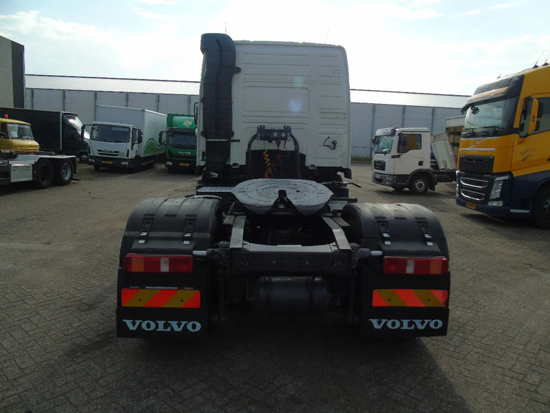 Volvo FM 400 + manual + 394km - Cabeza tractora: foto 5 Volvo FM 400 + manual + 394km - Cabeza tractora: foto 5