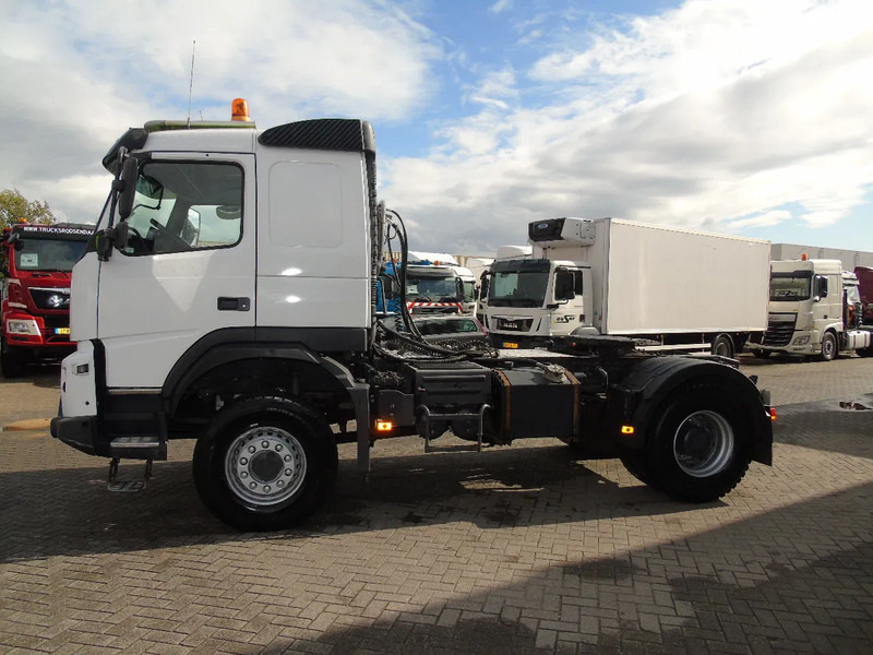 Volvo FMX 420 + 4X4 + MANUAL + EURO 5 + RETARDER + PTO - Cabeza tractora: foto 3 Volvo FMX 420 + 4X4 + MANUAL + EURO 5 + RETARDER + PTO - Cabeza tractora: foto 3