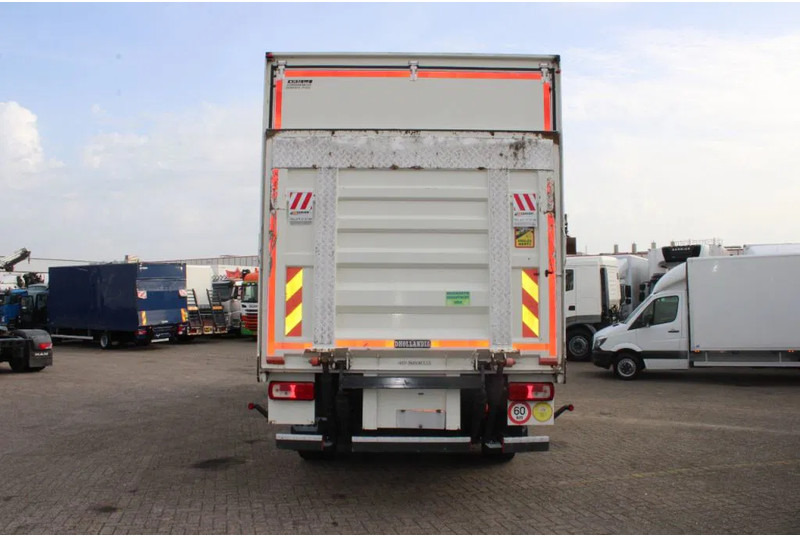 DAF CF 290 + EURO 6 + MANUAL - Camión caja cerrada: foto 4 DAF CF 290 + EURO 6 + MANUAL - Camión caja cerrada: foto 4