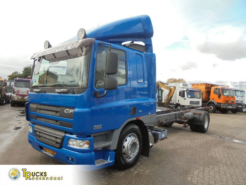 DAF CF 75.250 + Euro 5 - Chasis camión: foto 1 DAF CF 75.250 + Euro 5 - Chasis camión: foto 1