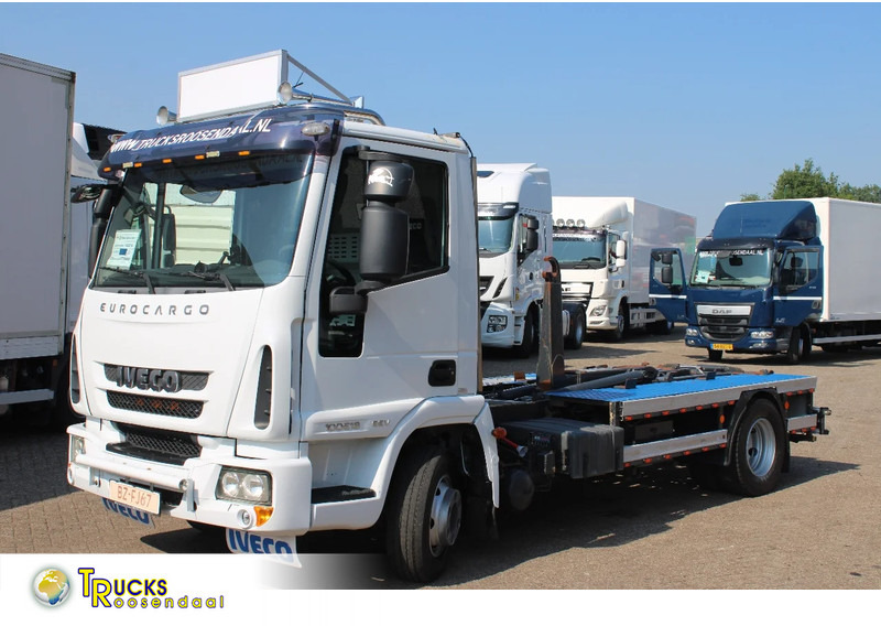 Iveco Eurocargo 100e18 +EURO 5 + HOOK SYSTEM - Multibasculante camión: foto 1 Iveco Eurocargo 100e18 +EURO 5 + HOOK SYSTEM - Multibasculante camión: foto 1